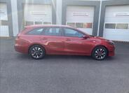 KIA Ceed 4
