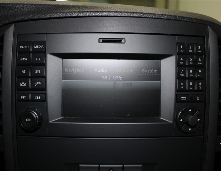 Mercedes-Benz Vito 11