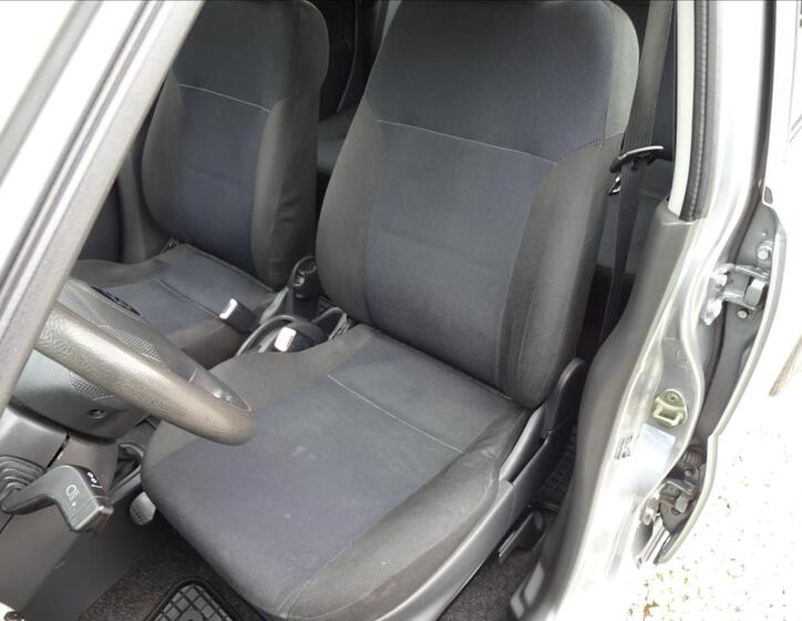 Suzuki Ignis 17
