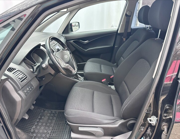 Hyundai ix20 9
