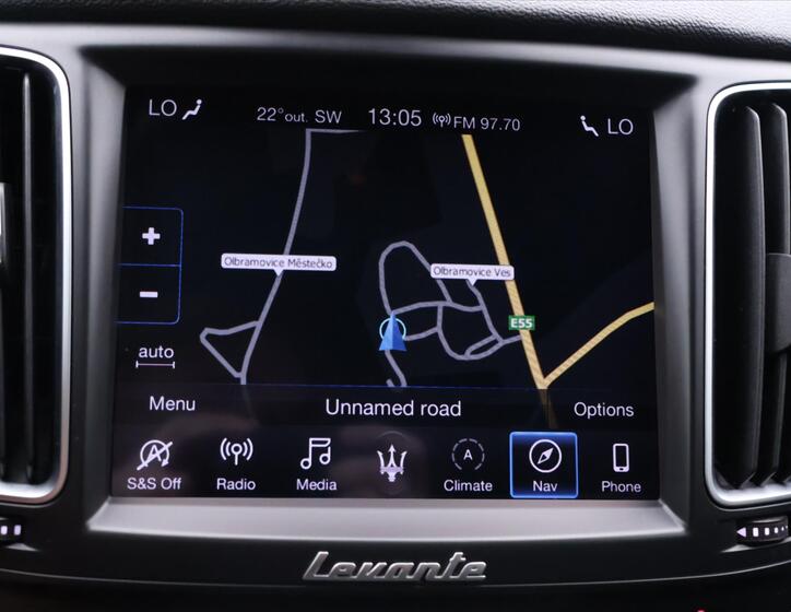 Maserati Levante 27