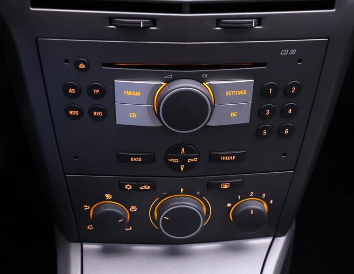 Opel Astra 18