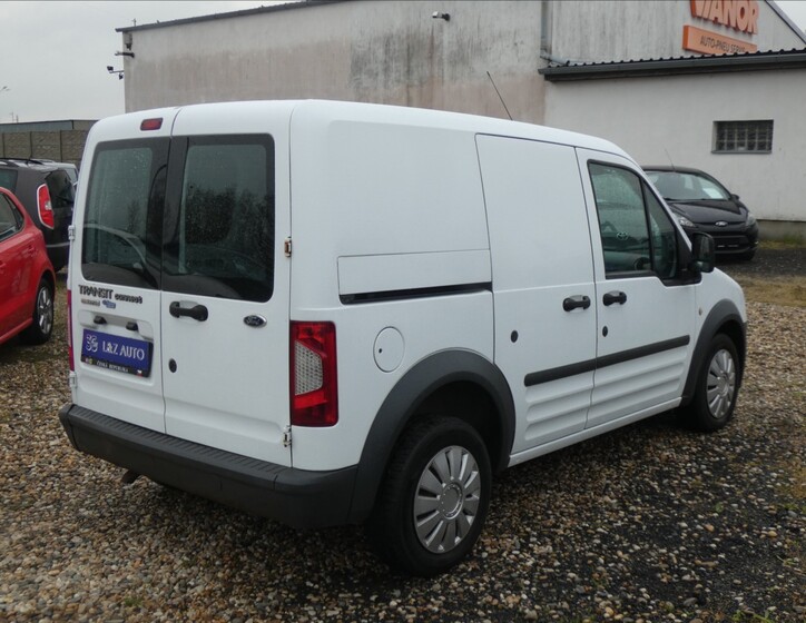 Ford Tourneo Connect 6