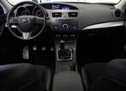 Mazda 3 8
