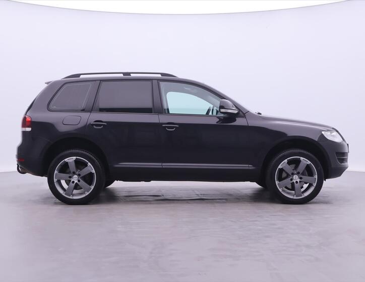 Volkswagen Touareg 8