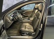 Audi A8 11
