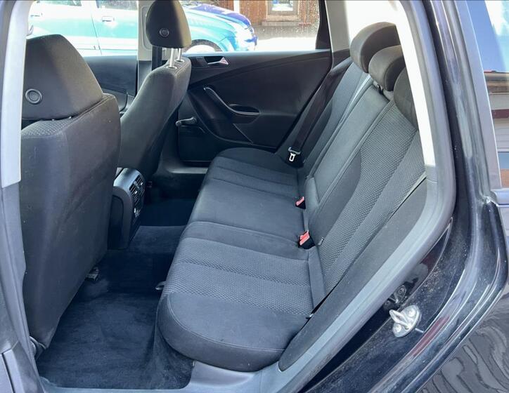 Volkswagen Passat 13