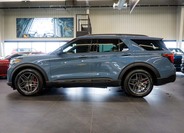 Ford Explorer 2