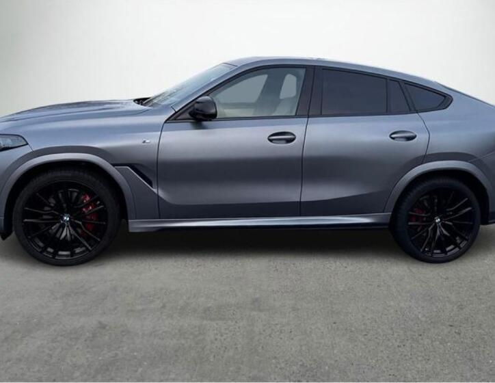 BMW X6 4