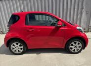 Toyota iQ 7