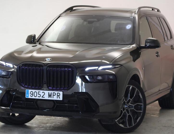 BMW X7 1
