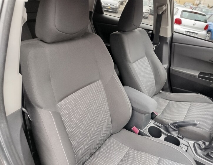 Toyota Auris 31