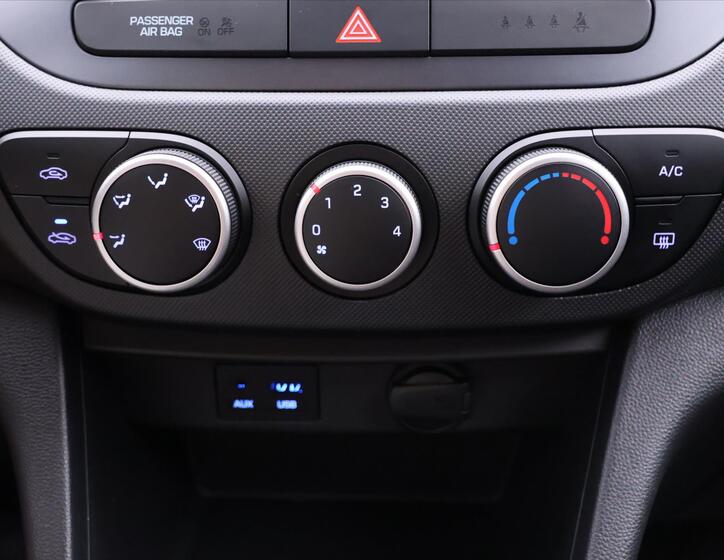 Hyundai i10 19