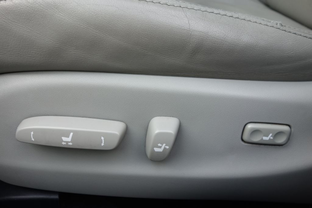 Lexus IS 220