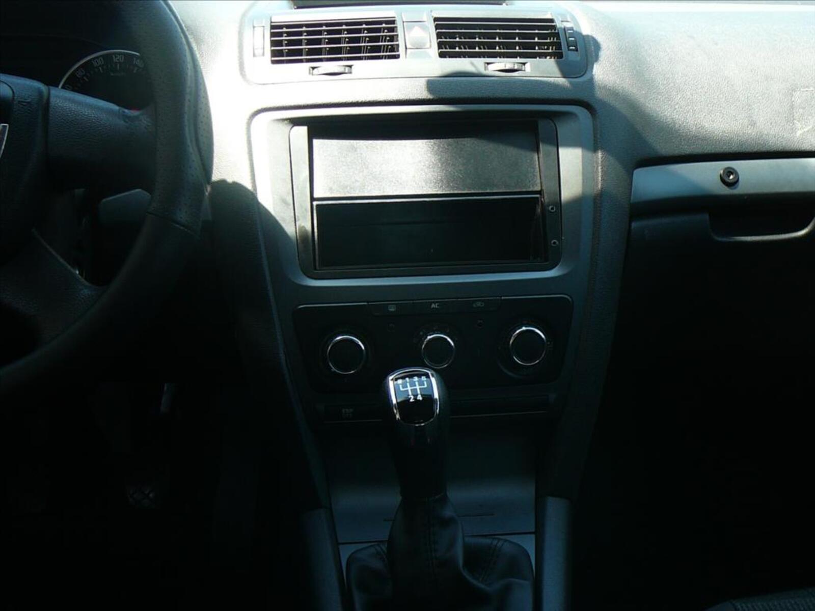 Škoda Octavia 12