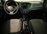 Hyundai i20 9