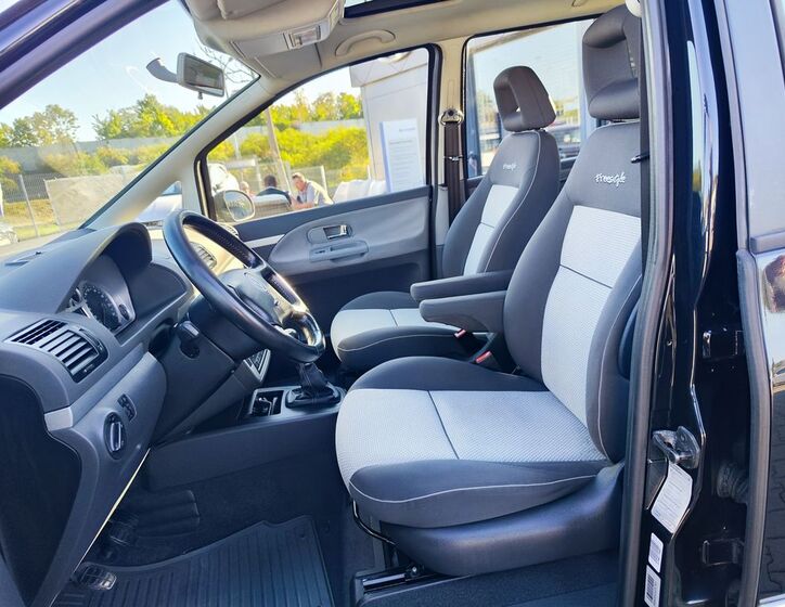 Volkswagen Sharan 13