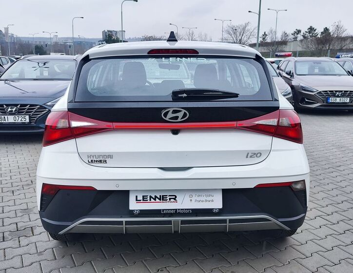 Hyundai i20 6