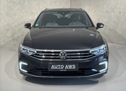 Volkswagen Passat 2