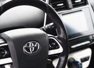 Toyota Prius 13