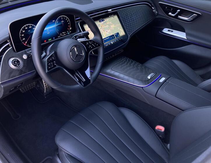 Mercedes-Benz Třídy E 9