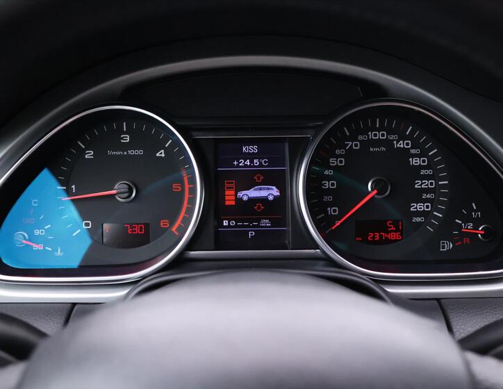 Audi Q7 19