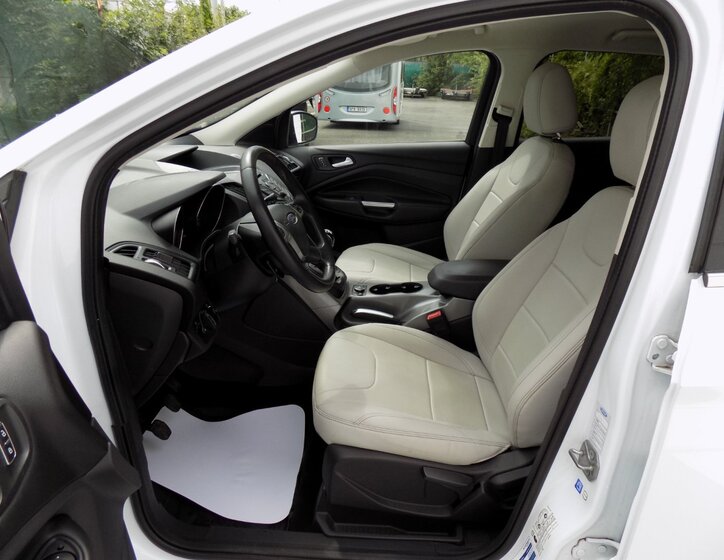 Ford Kuga 11