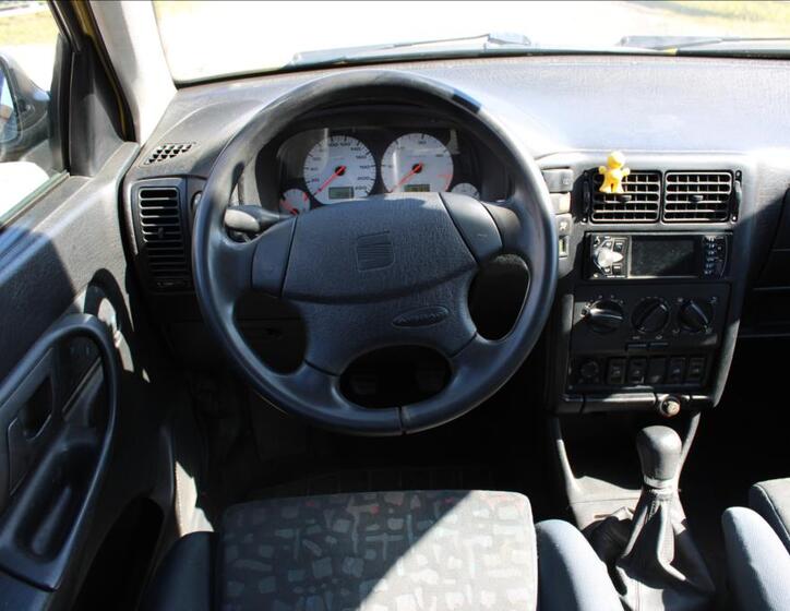 Seat Cordoba 12