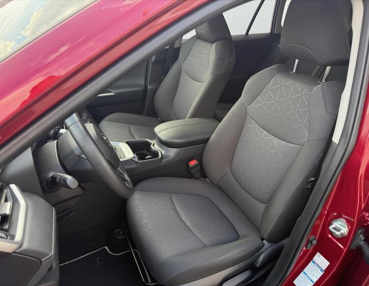 Toyota RAV4 9