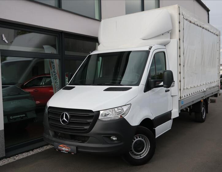 Mercedes-Benz Sprinter 1