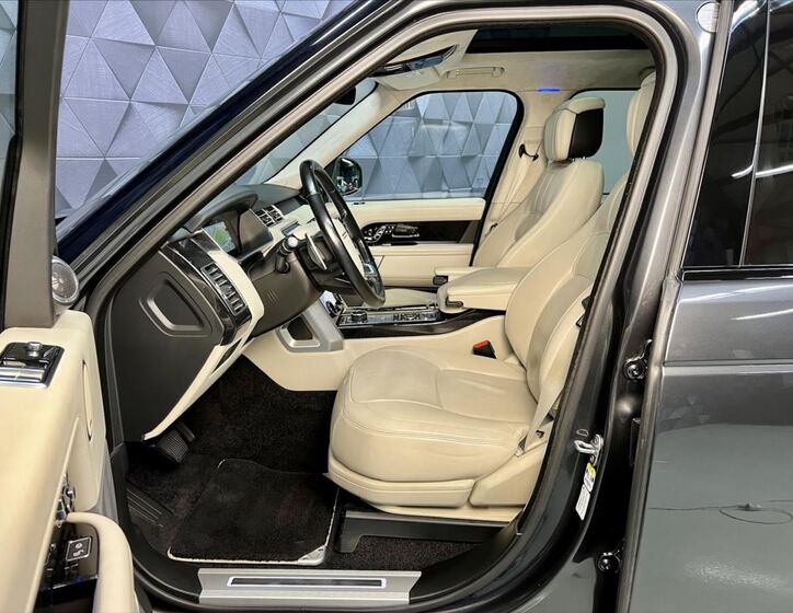 Land Rover Range Rover 11