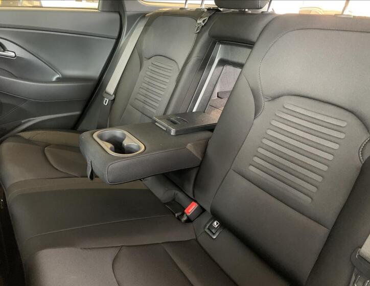 Hyundai i30 16