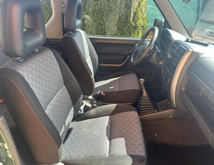 Suzuki Jimny 19