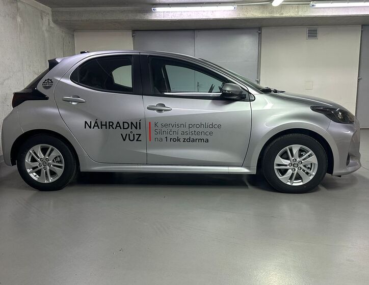 Toyota Yaris 4