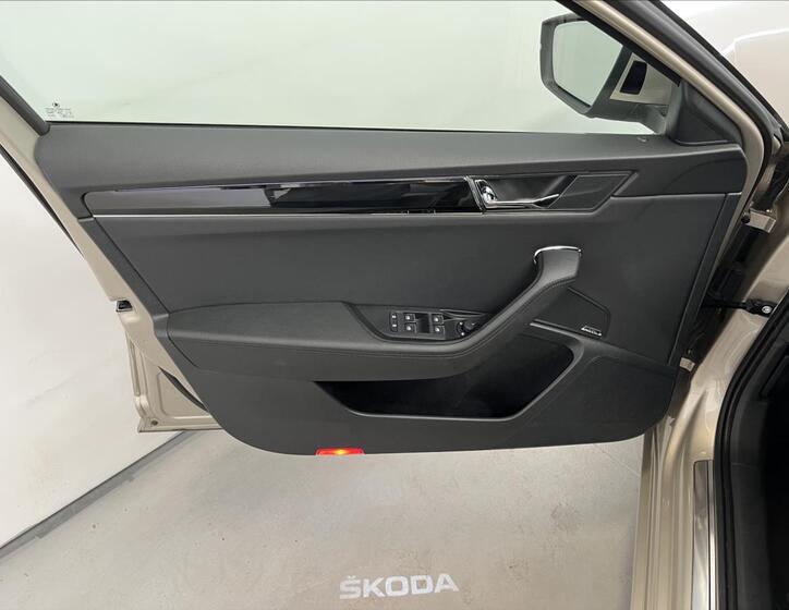 Škoda Superb 26