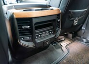 Dodge RAM 38