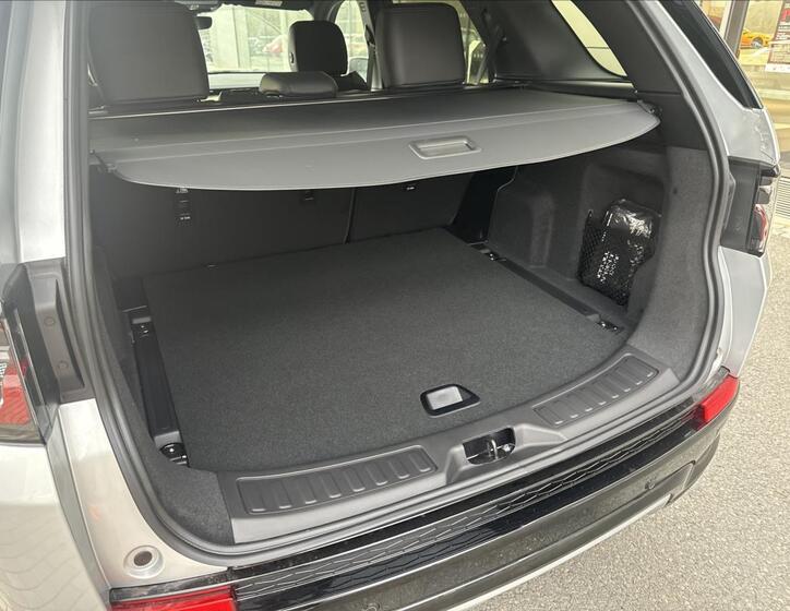 Land Rover Discovery Sport 16