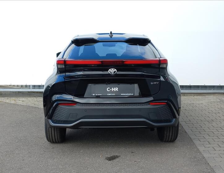 Toyota C-HR 6