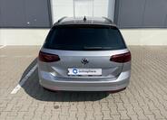Volkswagen Passat 9