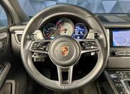 Porsche Macan 13