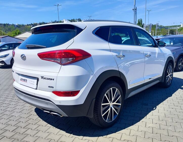 Hyundai Tucson 5