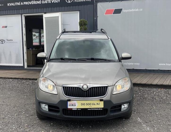 Škoda Roomster 2