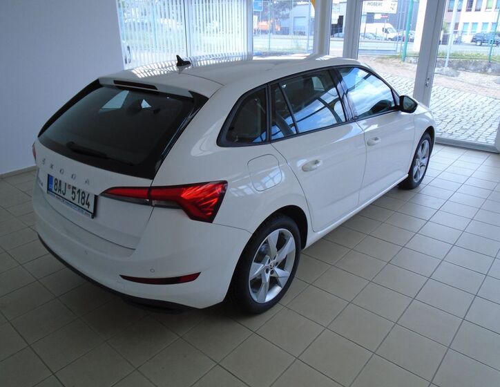 Škoda Scala 5
