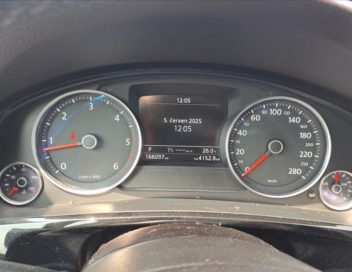 Volkswagen Touareg 14