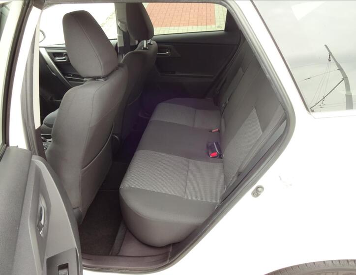 Toyota Auris 21