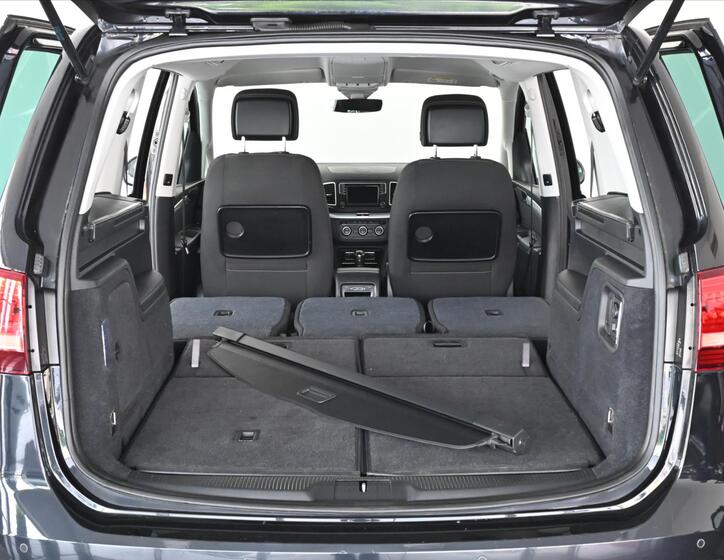 Volkswagen Sharan 8