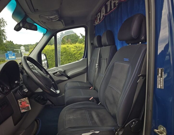 Mercedes-Benz Sprinter 10