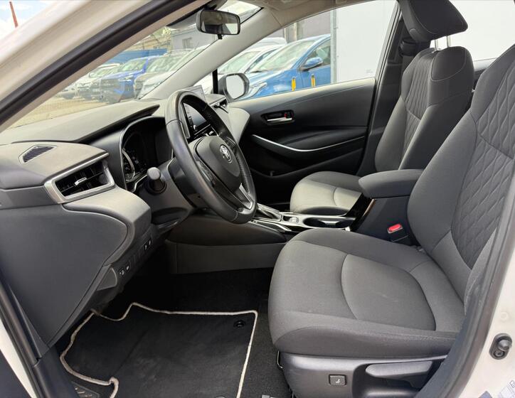 Toyota Corolla 8