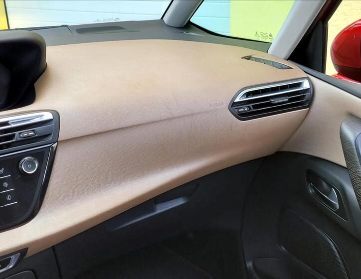 Citroën Grand C4 Picasso 36