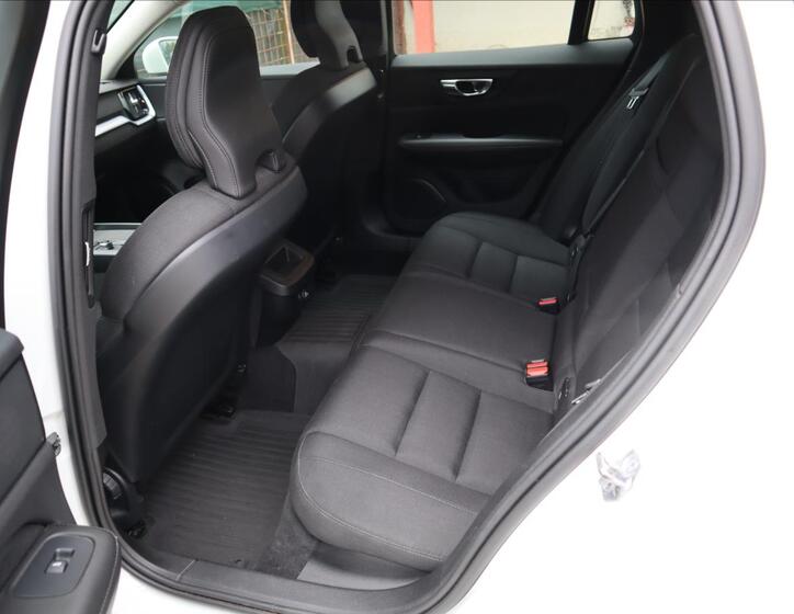 Volvo V60 20